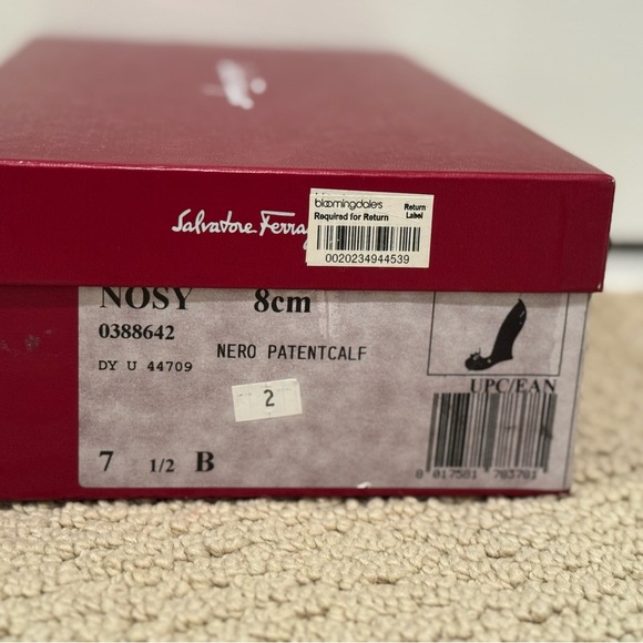 Salvatore Ferragamo Black Patent Heels with Bow - Picture 5 of 5